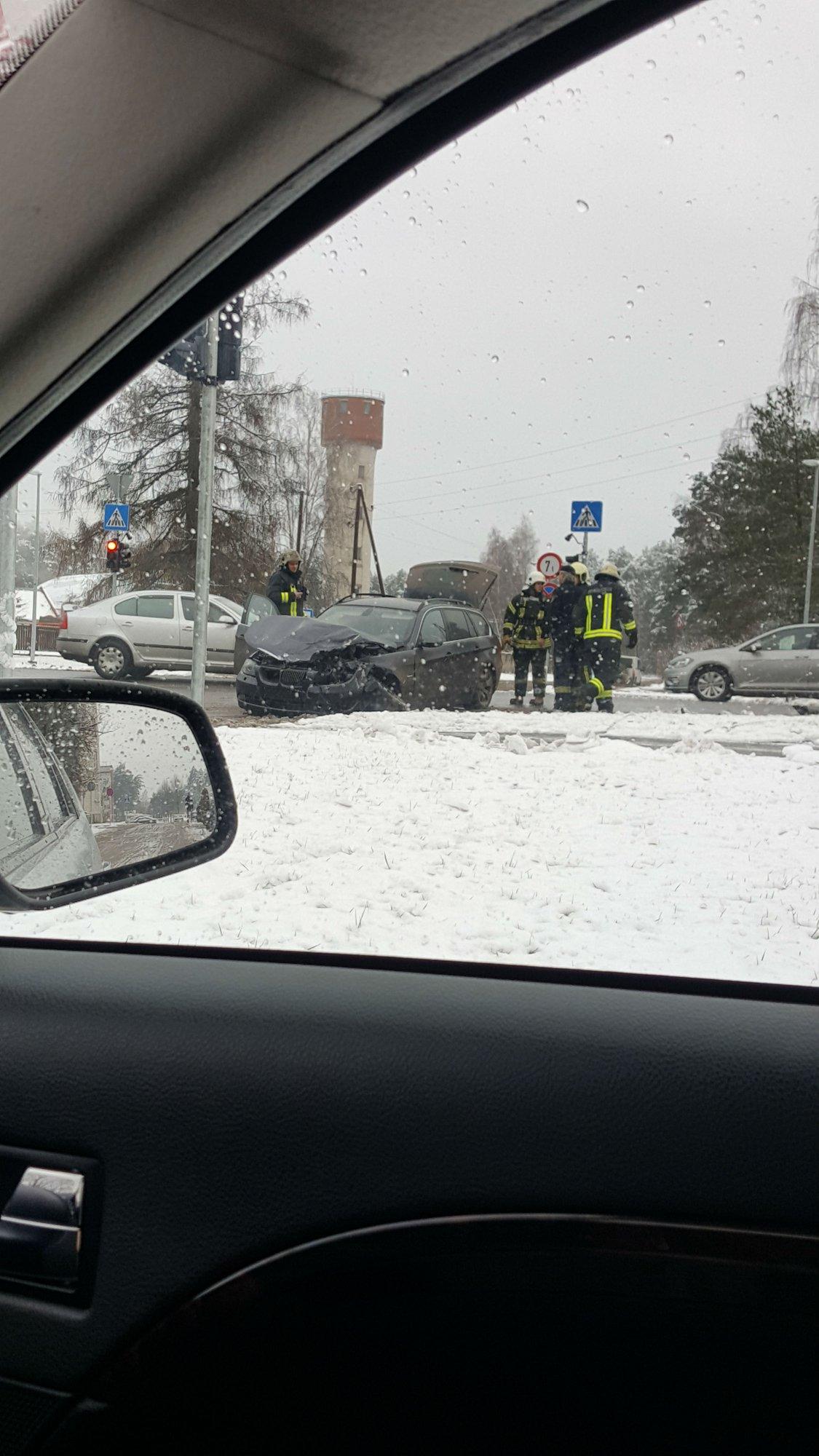 ФОТО: В Улброке в аварию попала пожарная машина; есть один пострадавший