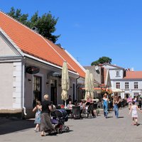 Brīvdienu maršruts: Igaunijas vasaras galvaspilsēta Pērnava
