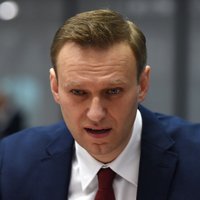 Силовики пристально следили за Навальным во время его поездки по Сибири