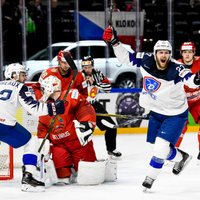 Francijas hokejisti negaidīti pārliecinoši uzvar baltkrievus