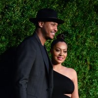 NBA zvaigznes Karmelo Entonija sieva pieprasa laulības šķiršanu