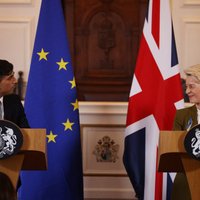 Британия и Евросоюз объявили о новом соглашении о Северной Ирландии