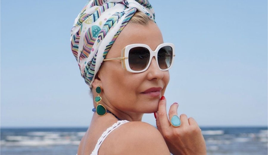 “Former Actress and Spirituality Influencer Agnese Zeltiņa Announces Closure of Successful Jewelry Business”