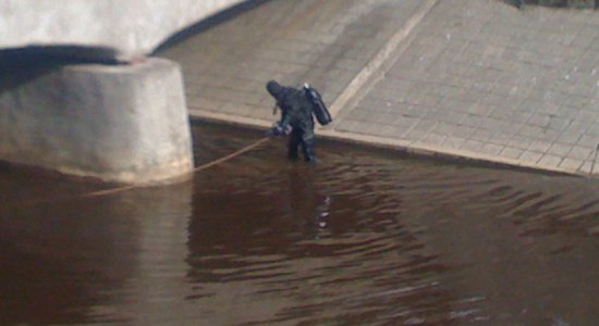 ЧП в центре Риги: в городском канале утонул мужчина