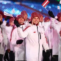 ФОТО: Латвийские спортсмены поучаствовали в параде олимпийцев