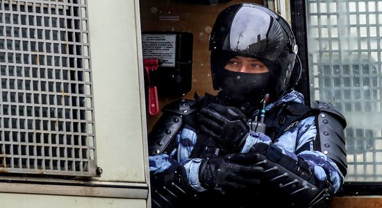 В России задерживают за комментарии о теракте в "Крокусе"