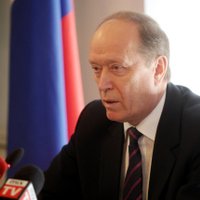 Вешняков заверил министра обороны Латвии: армия РФ границу не нарушала и не нарушит