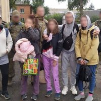 Harkivas apgabalā okupanti pagrabā nedēļu turējuši piecus bērnus