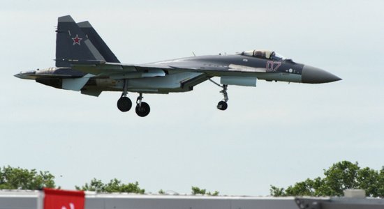Минобороны Великобритании: российская ПВО сбила над Токмаком свой же истребитель Су-35