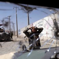 'Taliban' kaujinieki ieņem afgāņu armijas bāzi; turpinās kauja Gaznī