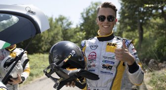 Rallija braucējs Sesks izcīna uzvaru junioru ieskaitē Romas ERČ posmā