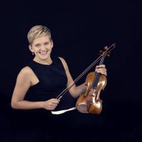 Liepājas Starptautiskajā Zvaigžņu festivālā uzstāsies vijolniece Vineta Sareika