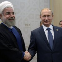 Vēsturiskā kodolvienošanās: Maskava un Teherāna tagad dodas pretējos virzienos, uzskata eksperts