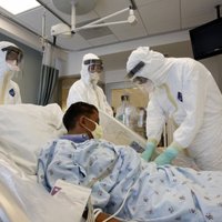 Gripas epidēmija izraisīs Ebolas paniku, prognozē ASV slimnīcas