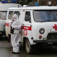 Covid-19: Smagās situācijas dēļ atlaiž Omskas veselības ministri