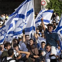 Ebreju nacionālisti ar provokatīvu gājienu svin Austrumjeruzalemes pievienošanu