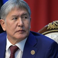 Спецназ взял штурмом дом экс-президента Киргизии Атамбаева