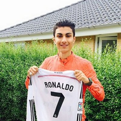 ФОТО: Подросток потратил тысячи евро, чтобы стать похожим на Роналду