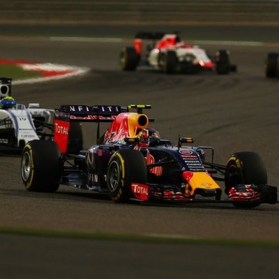 'Red Bull' bīstami tuvu dzinēju limita pārsniegšanai