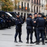 Spānija pieprasa ES orderi Pudždemona aizturēšanai