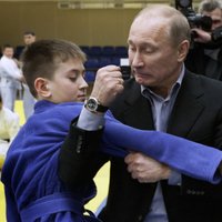 Пресс-секретарь Путина признал, что президент травмирован