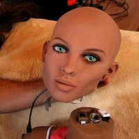 Умная секс-кукла спасла своего изобретателя от развода