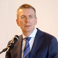 Latvija sašaurinās diplomātiskās attiecības ar Krieviju, sola Rinkēvičs