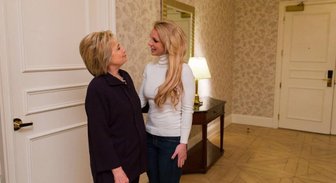 ФОТО: Бритни Спирс заглянула в гости к Хиллари Клинтон