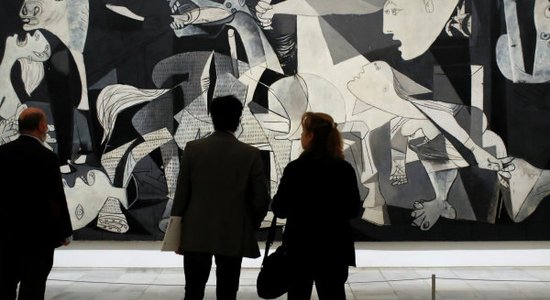 Отменен десятилетний запрет на фотографирование культовой картины Пабло Пикассо "Герника"