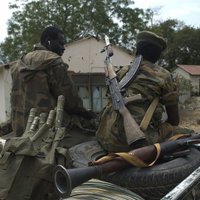 Uzbrukumā ANO bāzei Dienvidsudānā nogalināti 58 cilvēki