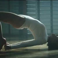 ВИДЕО: Кайли Миноуг показала самую сексуальную тренировку