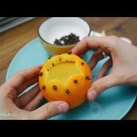 Video: Kā no apelsīna mizas pagatavot aromātisku svečturi?