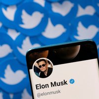 Илон Маск сформирует в Twitter совет для "модерации контента"