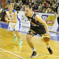 Jaunizveidotajai 'Liepājas basketbols' komandai pievienojas aizsargs Krastiņš