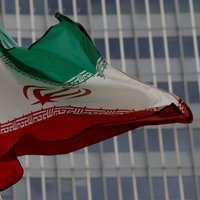 Irāna sasaista kodolsarunas ar sankciju atcelšanu