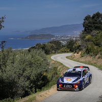 Video: 1000 līkumu rallijs - slavenais Korsikas WRC posms