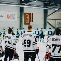 Neredzēta nekaunība: Lietuvas klubs OHL spēlē krāpjas un laukumā sūta viltus hokejistu