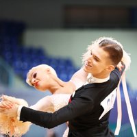 Latvijas pāris Eiropas čempionātā 10 dejās tiek ceturtdaļfinālā