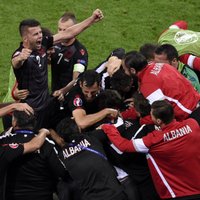 Francija 'ieved' Šveici 1/8 finālā; Albānija gūst vēsturisku uzvaru