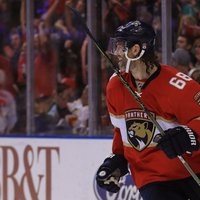 Ягр продолжит выступать в НХЛ: чех согласовал однолетний контракт с "Калгари"