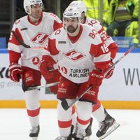 Daugaviņš gūst vārtus trešajā KHL spēlē pēc kārtas