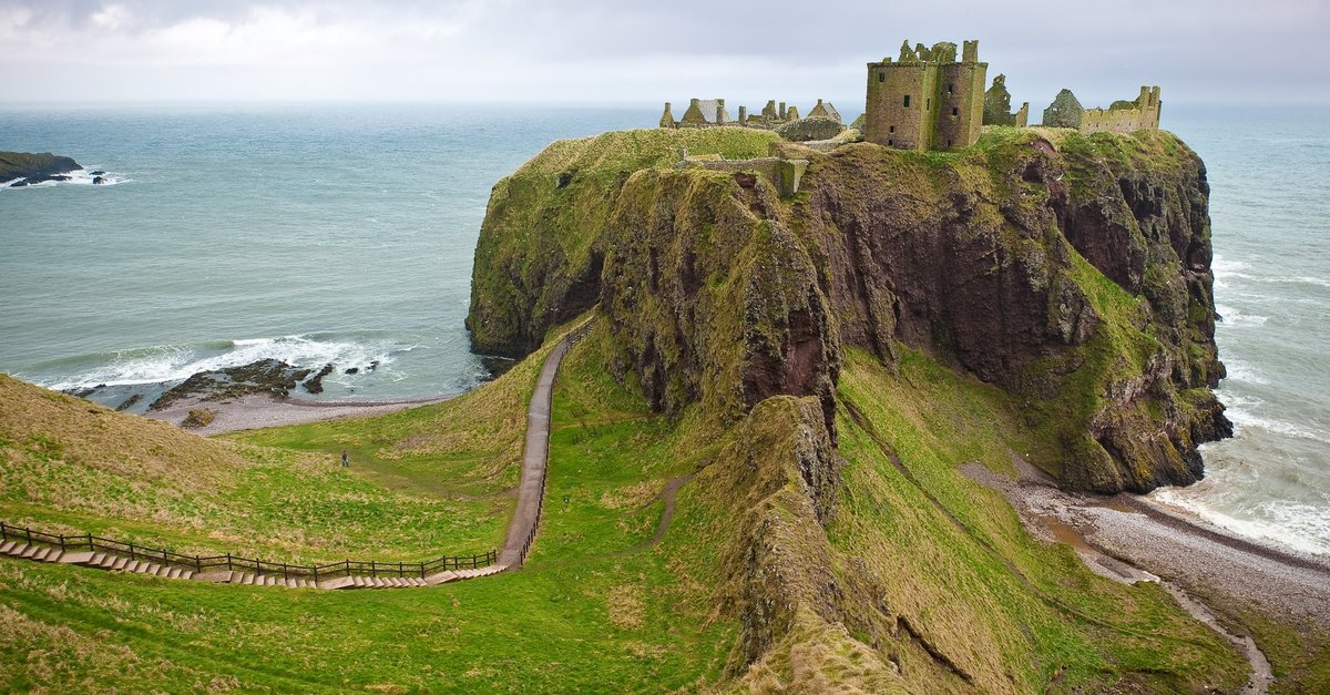 From Aberdeen: Aberdeenshire Guided Day Trip Castle Visit, 48% OFF