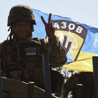 Krievija pasludina Ukrainas īpašo uzdevumu vienību 'Azov' par 'teroristisku' organizāciju