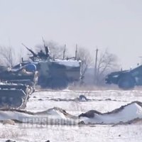 Video: Krievijas militārā tehnika izvēršas Donbasā