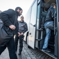 Мигранты, получившие убежище в Германии, массово уезжают в отпуск в Сирию и Афганистан