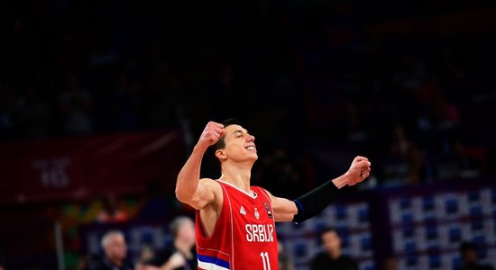 ВИДЕО: Как Россия уступила Сербии в полуфинале Евробаскета