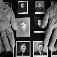 Atmiņas par dzimteni: Amerikas latvieši parāda bēgļu gaitās saglabātās relikvijas