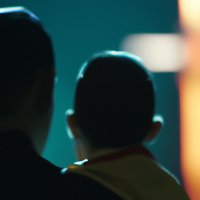 Latvijas katoļu baznīcā ieviesti mazgadīgo aizsardzības kursi; Dambergs tajos gājis
