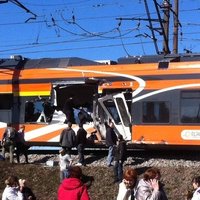 ФОТО: грузовик врезался в поезд в Эстонии, есть погибшие