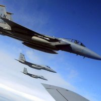 Истребители НАТО дважды поднялись в воздух из-за нарушивших летные правила российских самолетов